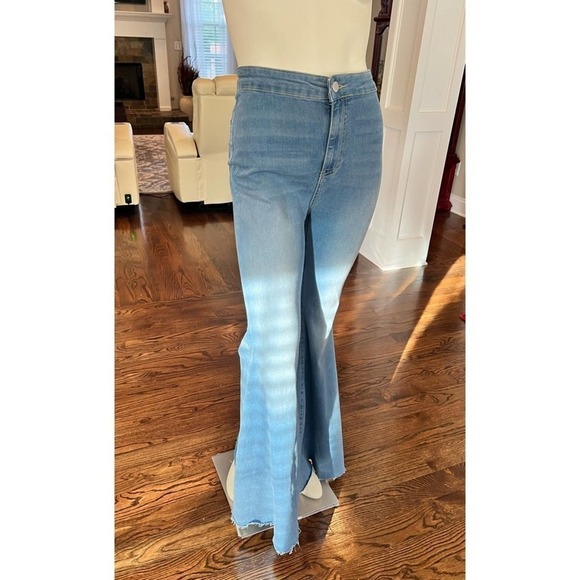 Free People Flare Leg Jeans Size:29R - Picture 2 of 11